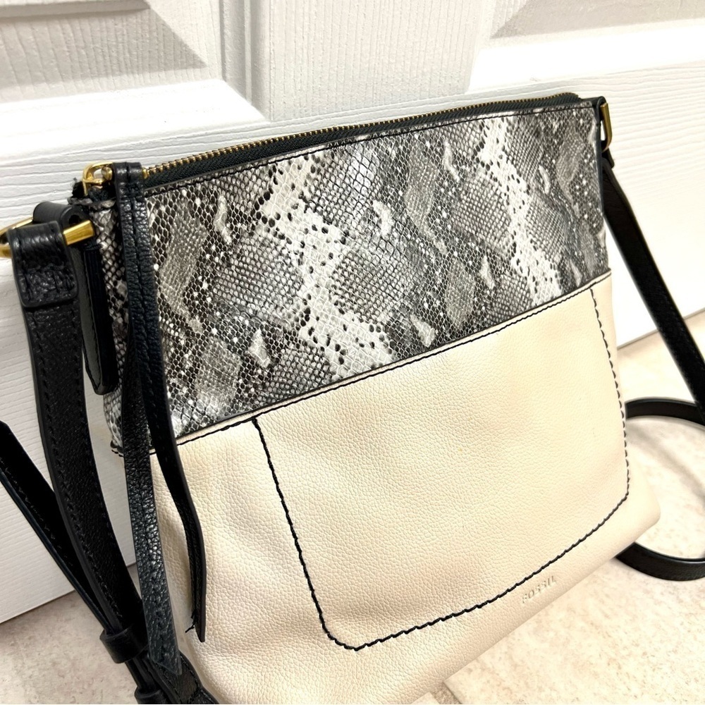 Fossil Amelia Python White Leather Crossbody Hand… - image 4